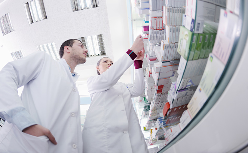 Los pagos a las farmacias, lejos de su normalización según FEFE